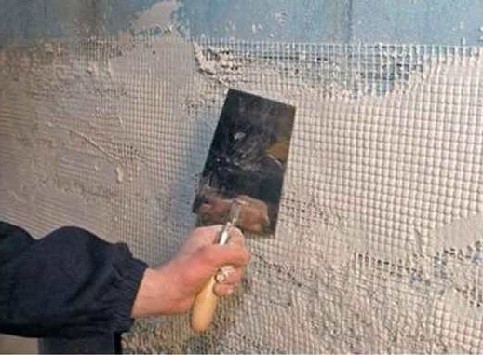 Рисунок 1. Набір інструментів для штукатурних робіт