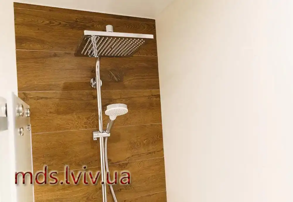 Як вибрати ламінат для ванної кімнати: важливі параметри та поради експертів