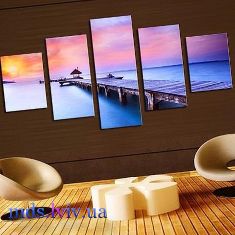 Повісити картину на стіну Львів