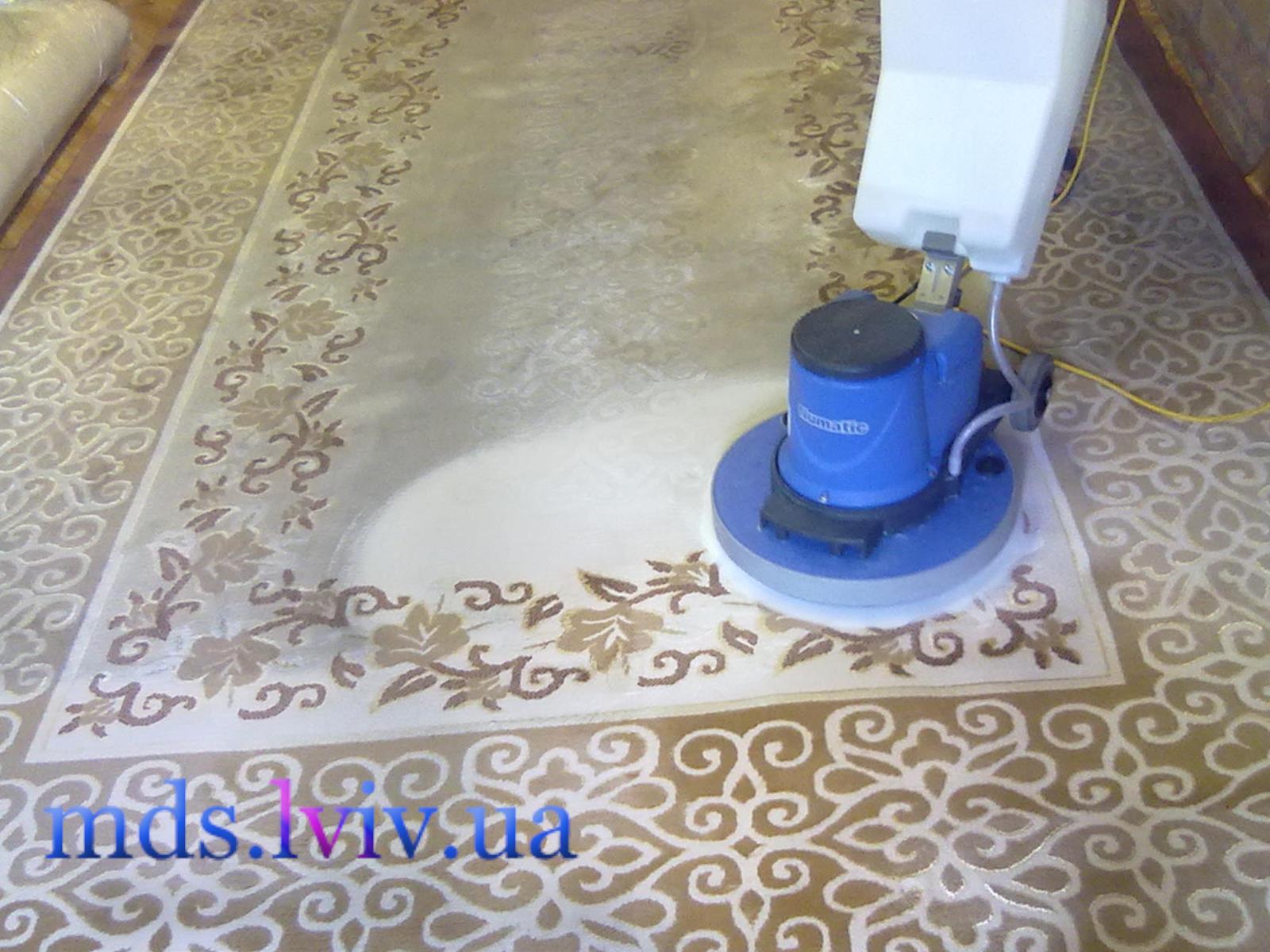 Хімчистка килимів Львів