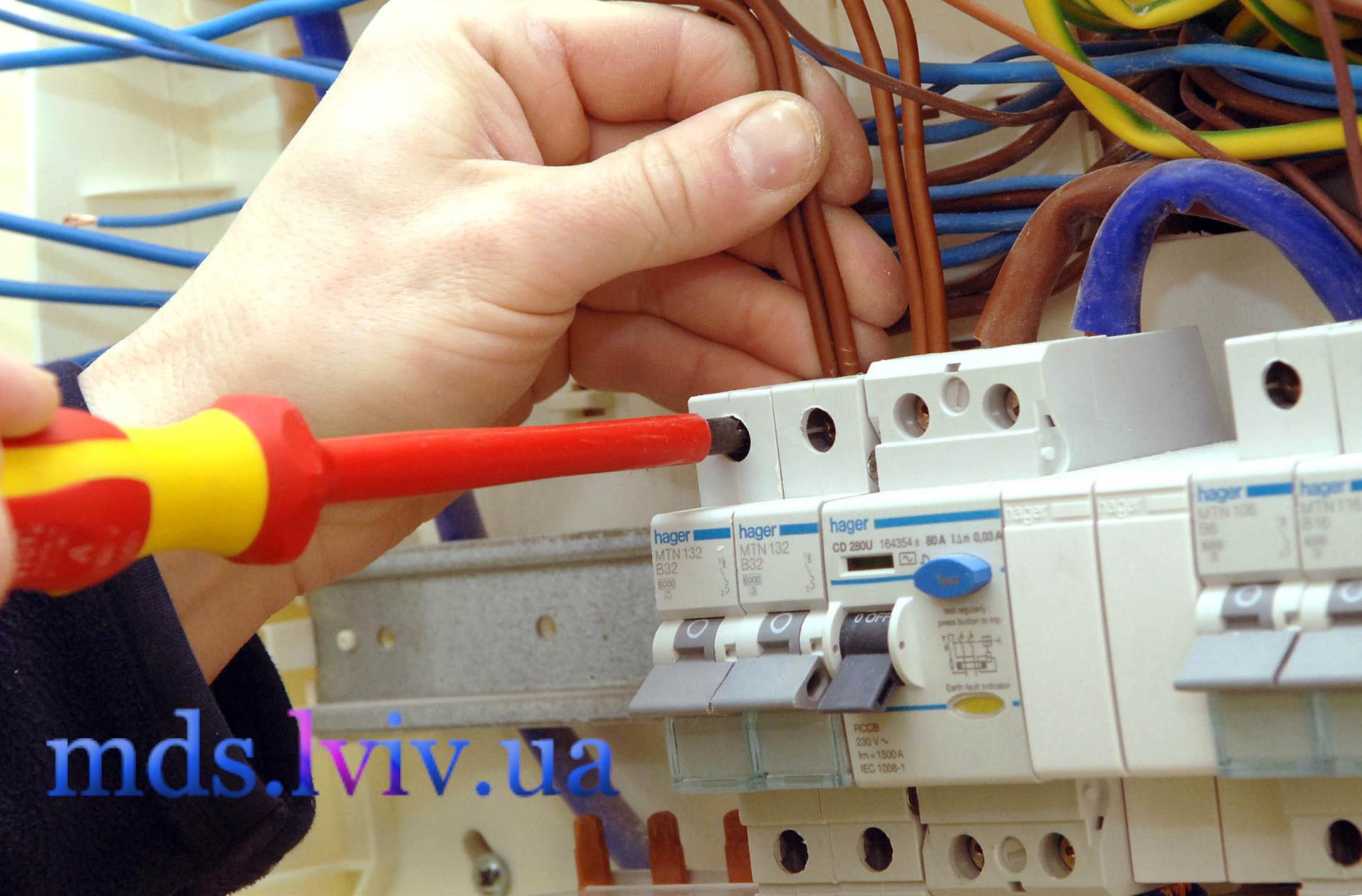 Монтаж вимикача світла Львів