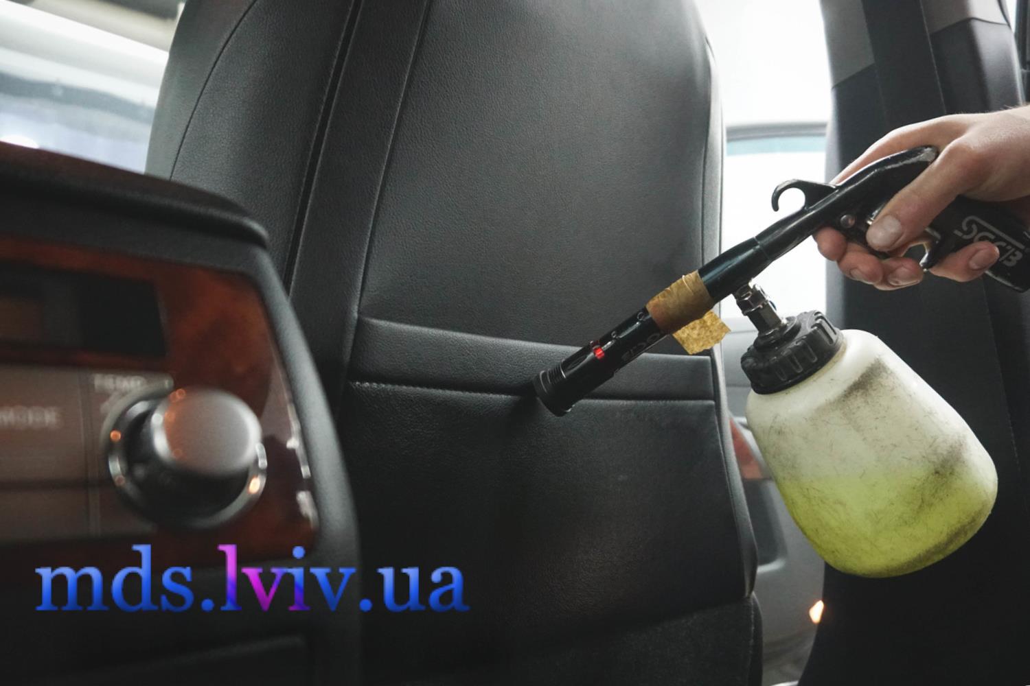 Хімчистка салону авто Львів