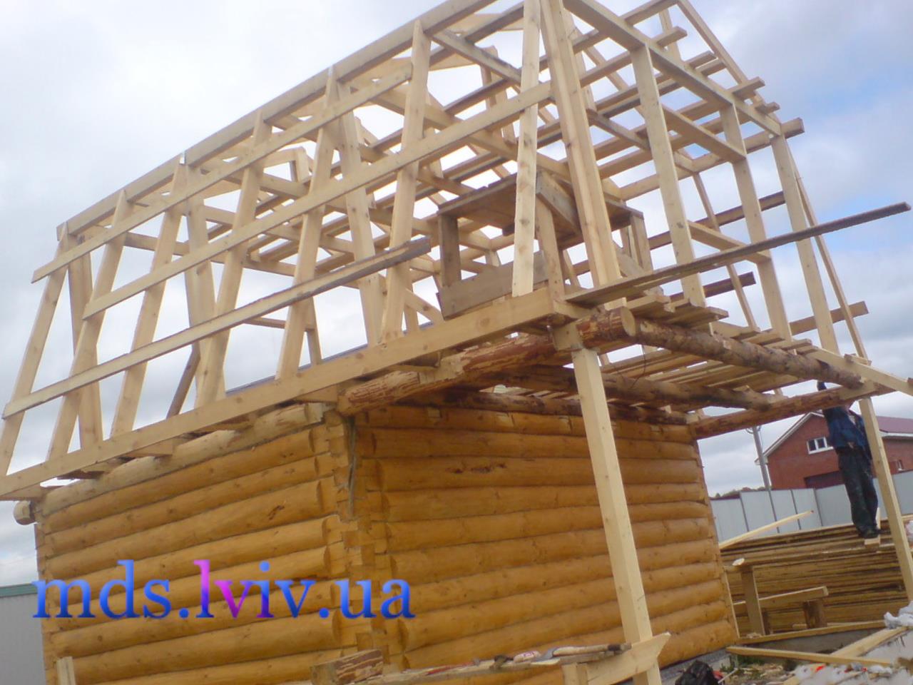 Будівництво даху Львів