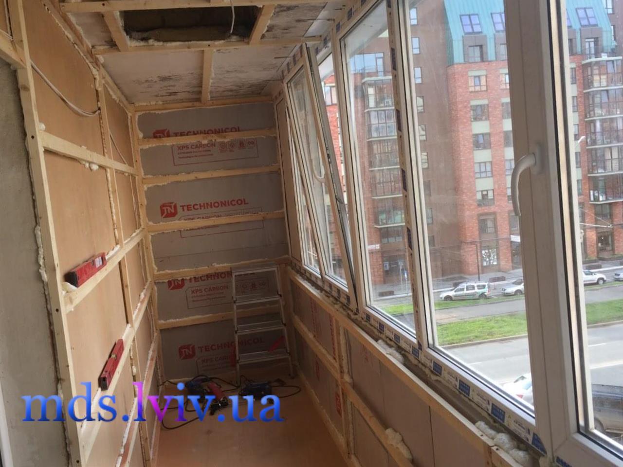 Утеплення балкону Львів