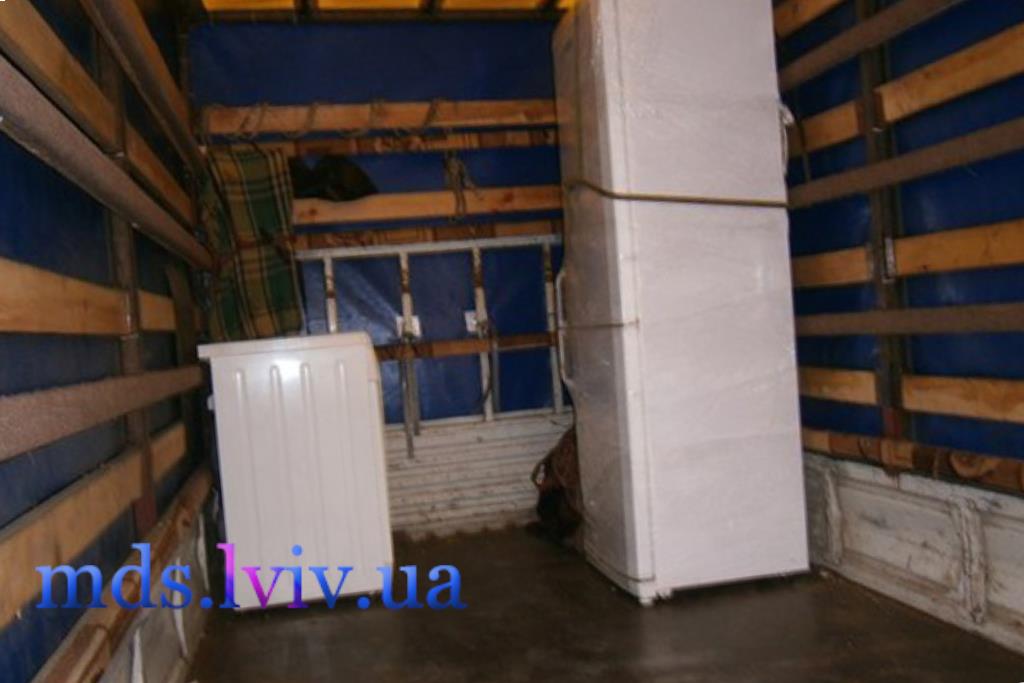 Перевезення холодильника Львів