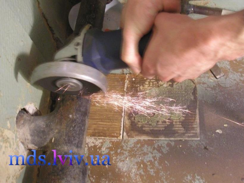 Оцінка обсягу робіт перед заміною чавунних труб на пластик