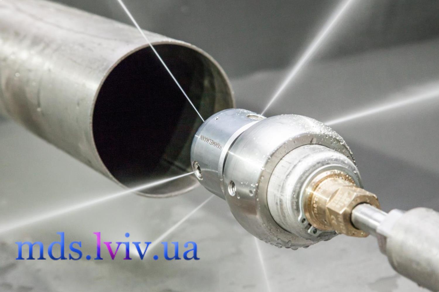 засмічена каналізаційна труба у квартирі