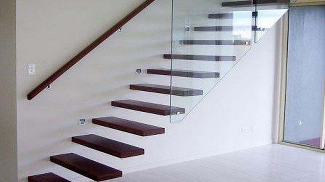 Якими бувають сходи