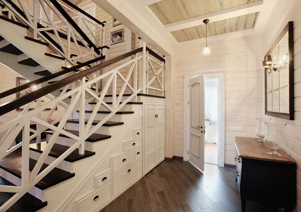 Сучасні сходи в архітектурному стилі фахверк