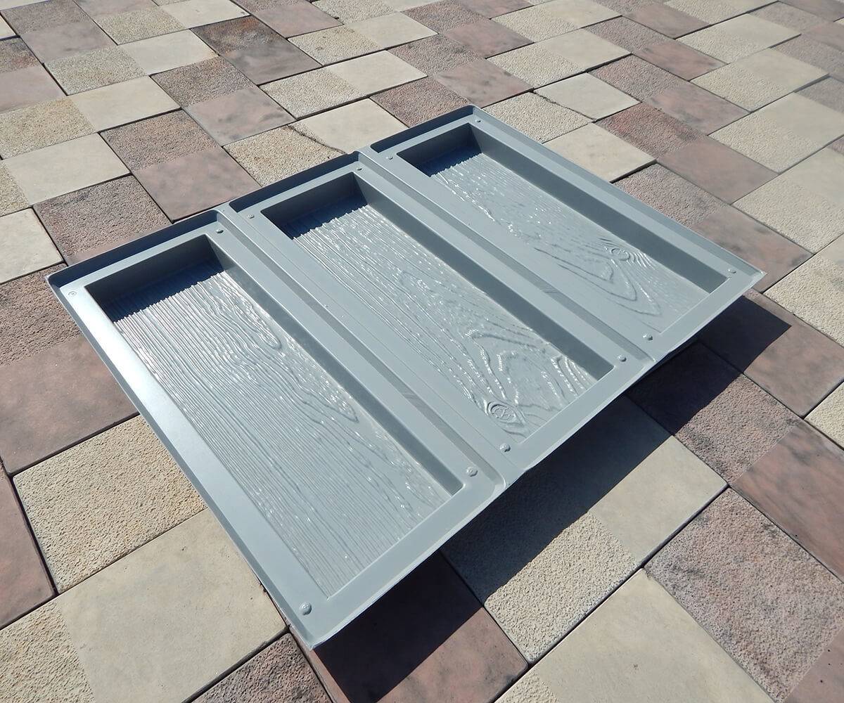 Пластикові форми для виробів з бетону: різновиди, застосування та переваги