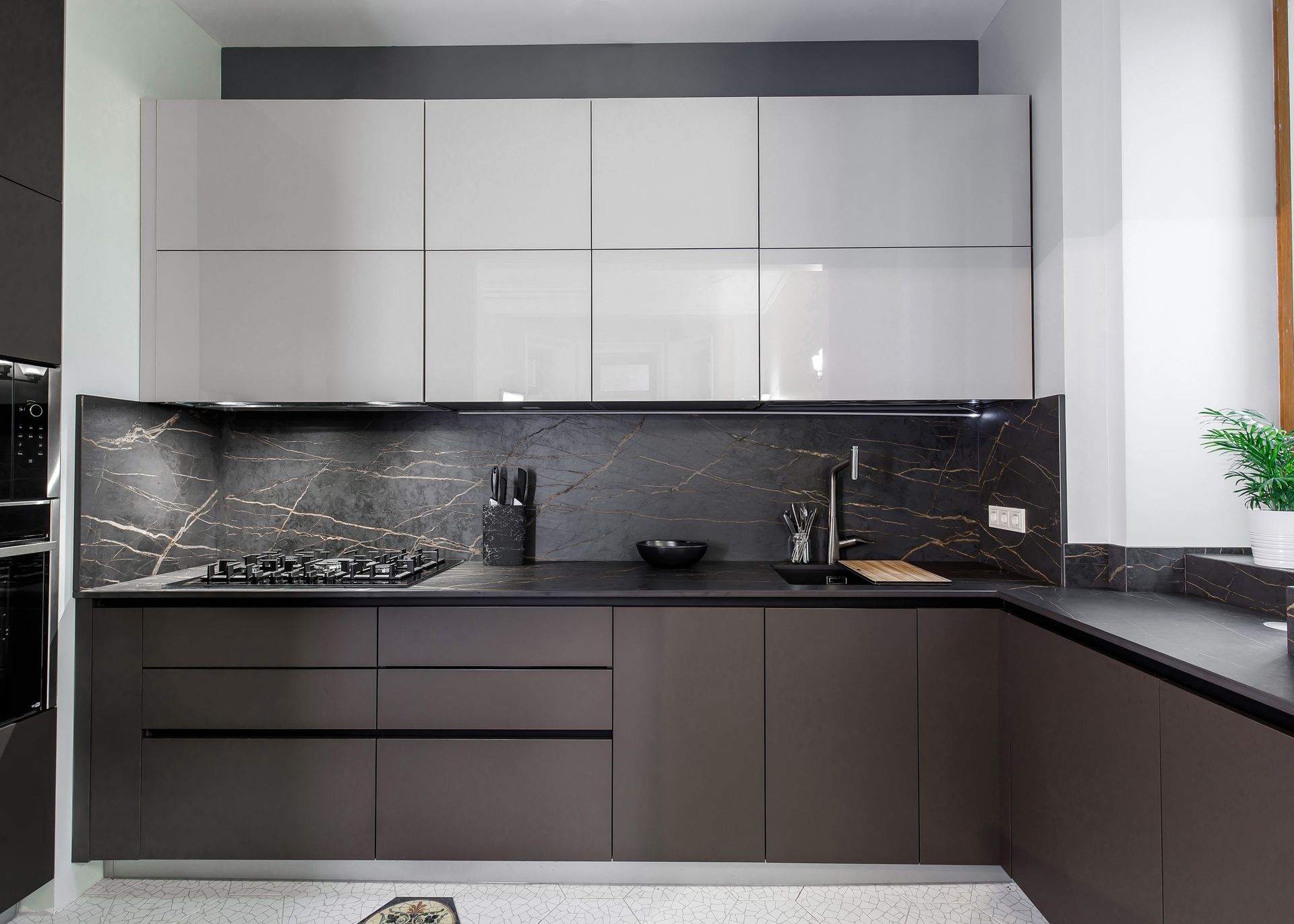 Акрилові фасади для кухні: особливості, дизайн та актуальні ринкові ціни