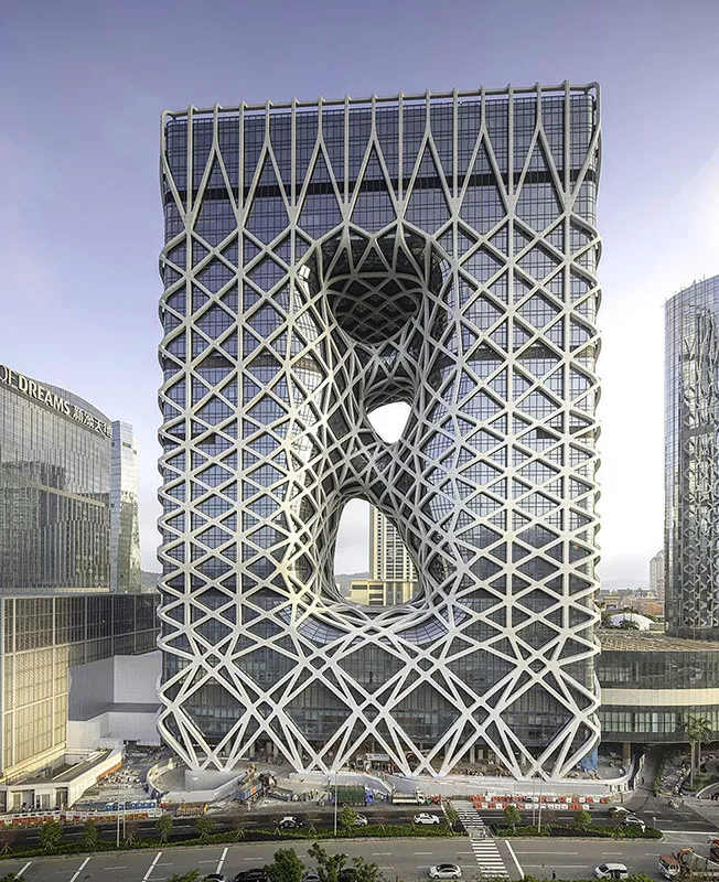 Хмарочоси світу: сучасна архітектура, конструктивні рішення та переваги