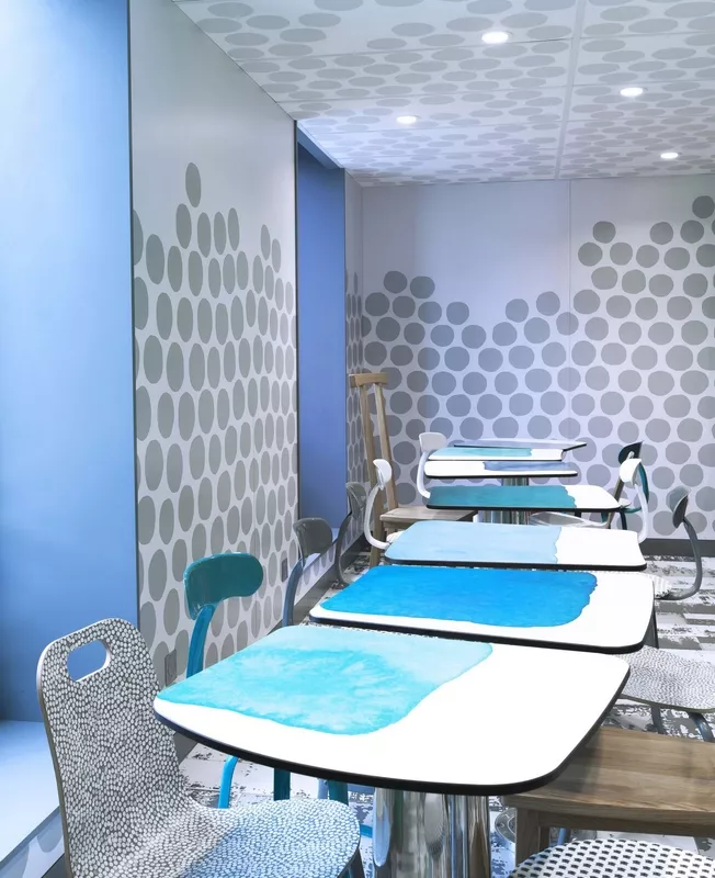 Паола Навон переробляє Макдональдс: унікальний дизайнерський погляд на брендинг