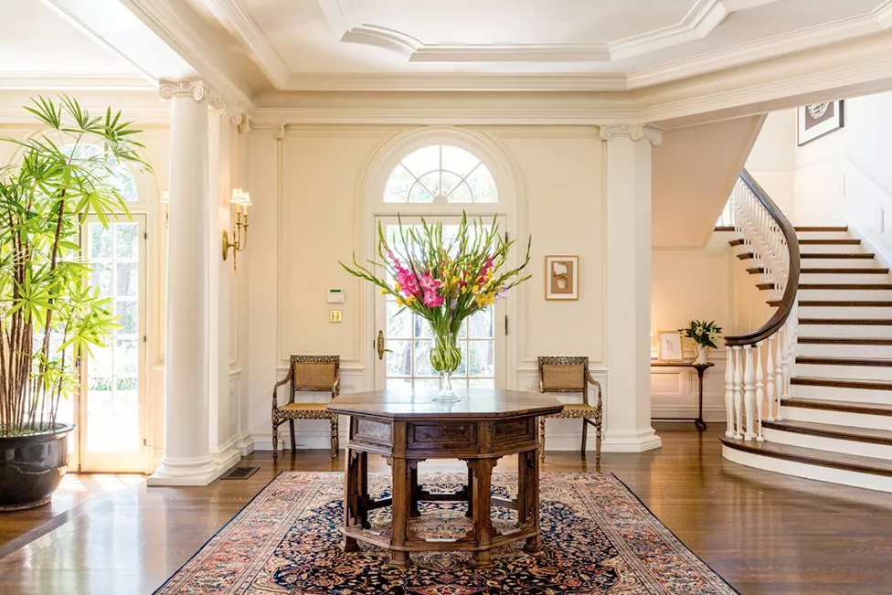 Будинок Анджеліни Джолі в Лос-Анджелесі: архітектура, стиль та особливості