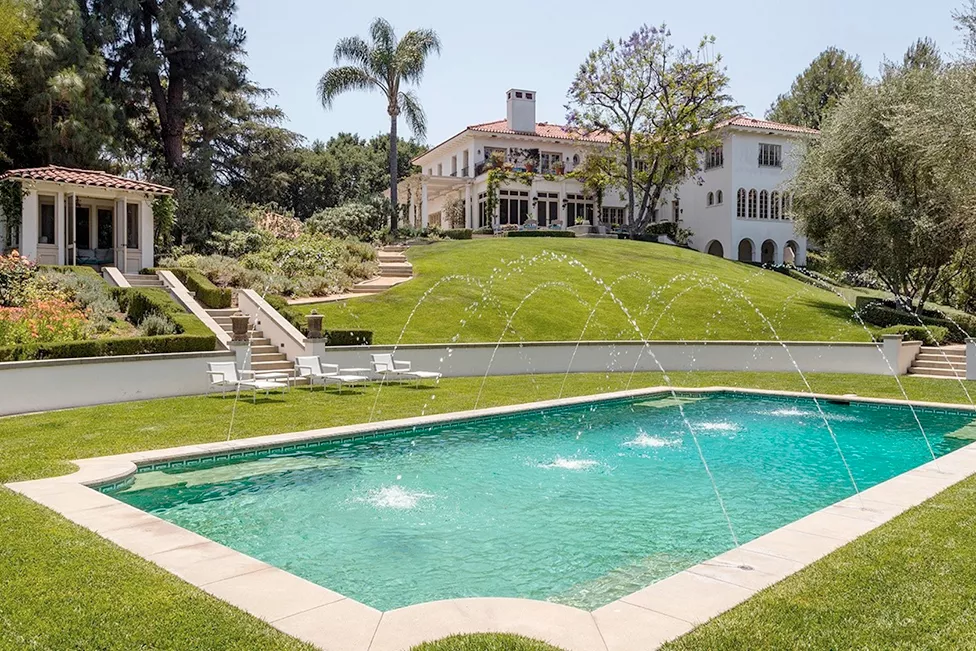 Будинок Анджеліни Джолі в Лос-Анджелесі: архітектура, стиль та особливості