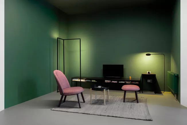 Рожевий та зелений в інтер’єрі вітальні: 33 стильні рішення для натхнення