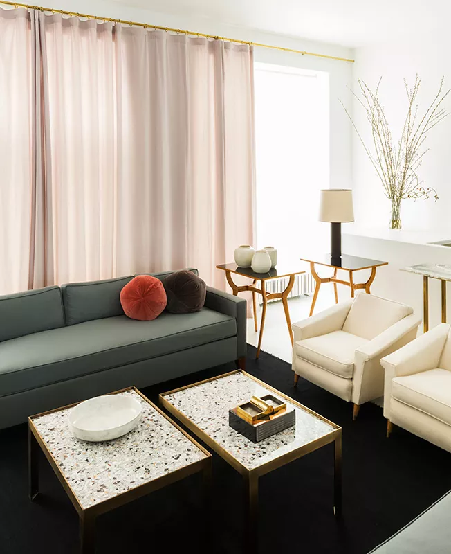 Рожевий та зелений в інтер’єрі вітальні: 33 стильні рішення для натхнення