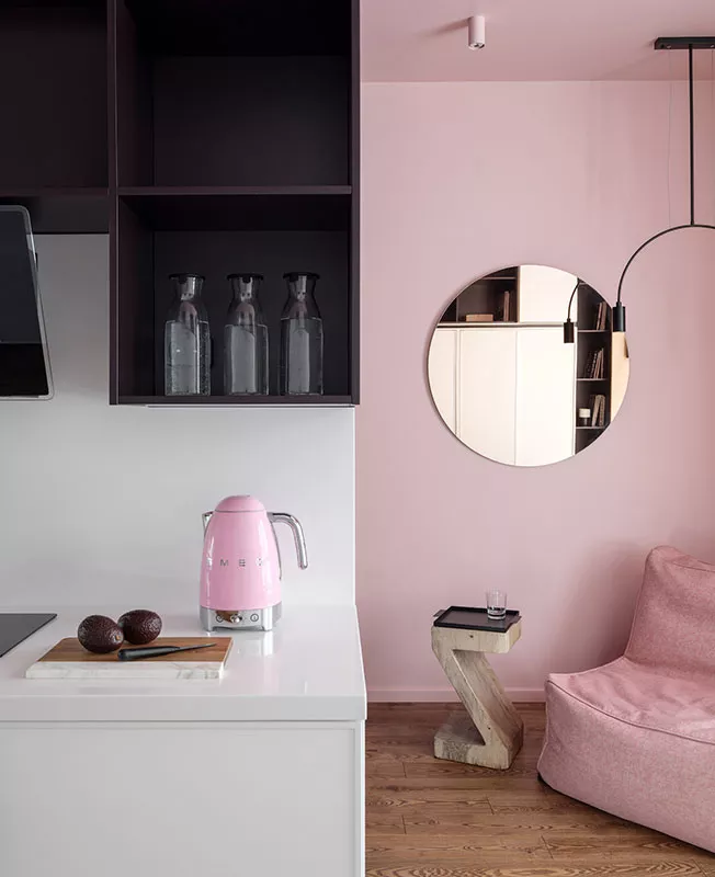 Рожевий та зелений в інтер’єрі вітальні: 33 стильні рішення для натхнення