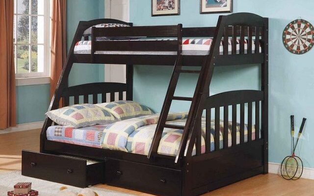 Як зробити двоярусне ліжко своїми руками - два доступні варіанти