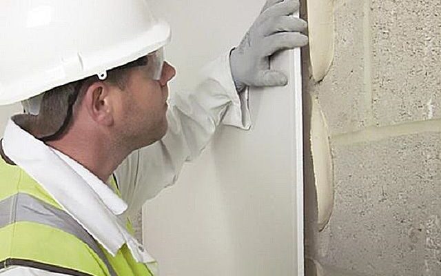 Оздоблення стін гіпсокартоном без каркасу та профілю - покрокові інструкції