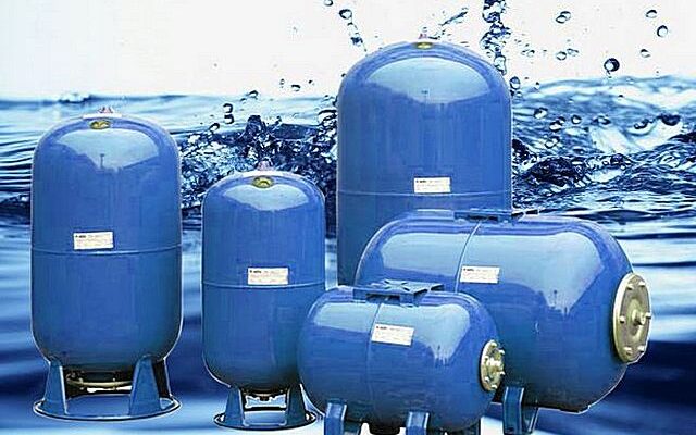 Розширювальний бак для холодної води - найважливіший елемент системи, який бак краще купити