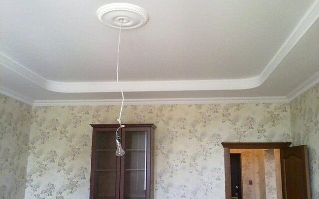 Як шпаклювати стелю під фарбування - інструкція для початківців