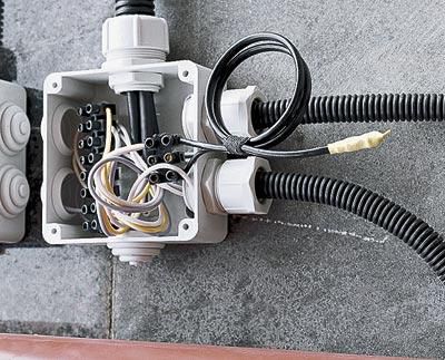 З'єднання проводів у розподільчій коробці – покрокова інструкція!