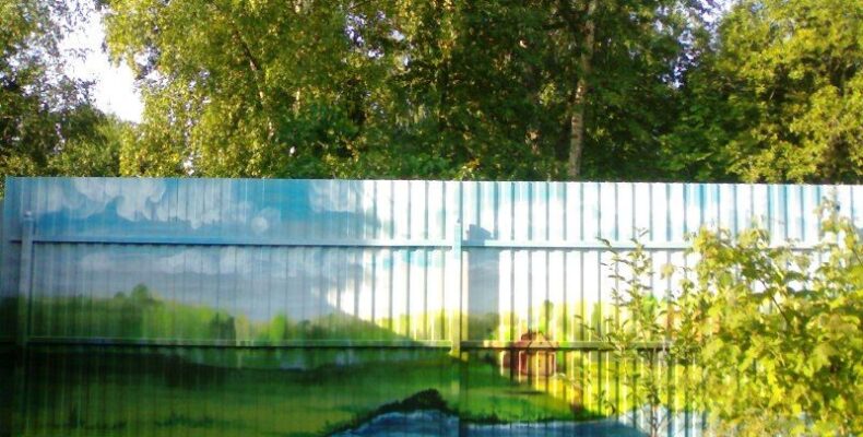 Металевий паркан своїми руками – покрокова інструкція!