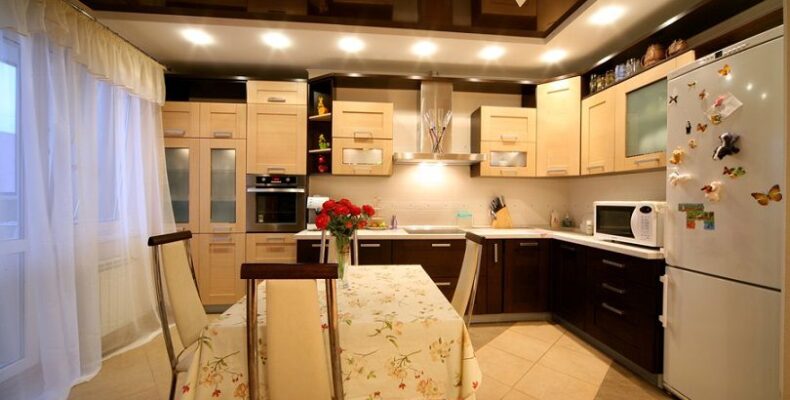 Стеля на кухні своїми руками - 3 найкращі варіанти!