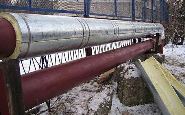 Теплоізоляція для труб опалення на відкритому повітрі – який варіант краще?
